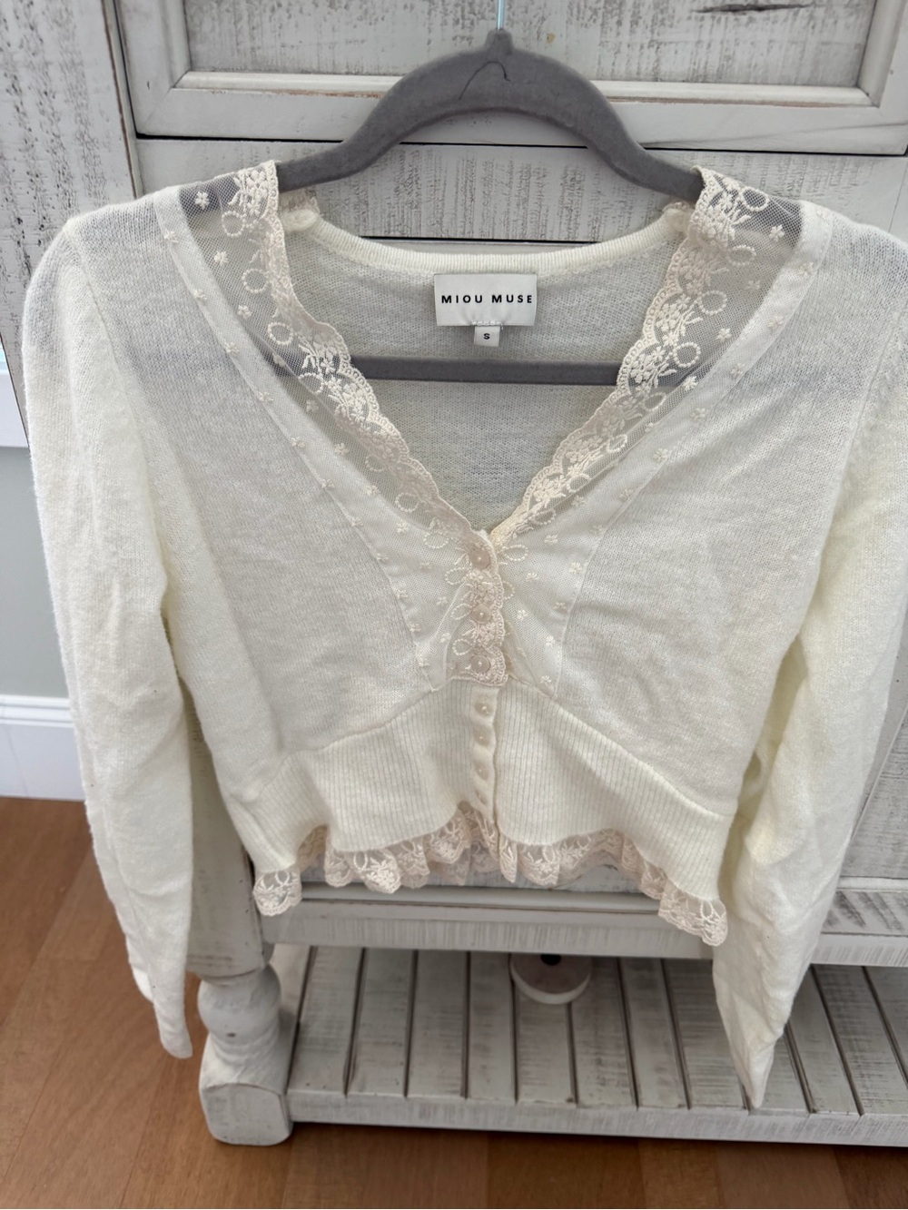 Cream Lace-Trim Cropped Sweater
